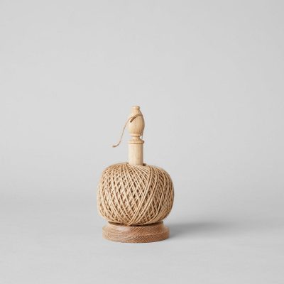 Twine Stand with Cutter