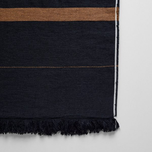 Oscar Throw - Image 2