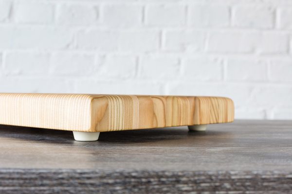 Premium Kiln Dried Larch Wood One Hander Large Cutting Board 15 x 9 - Image 3