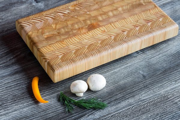Premium Kiln Dried Larch Wood One Hander Small Cutting Board 12 x 7 - Image 2